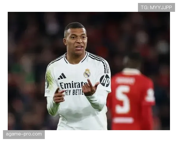 姆巴佩 vs 贝尔：速度爆发与实战应用对比