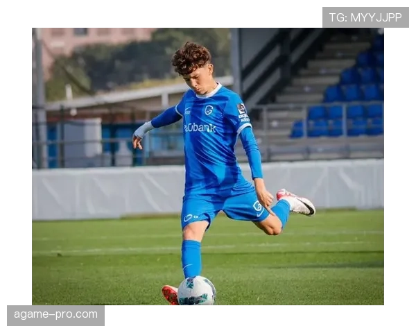 厄德高与贝林厄姆：前腰角色分化，球权集中度与推进效率的结构性偏移