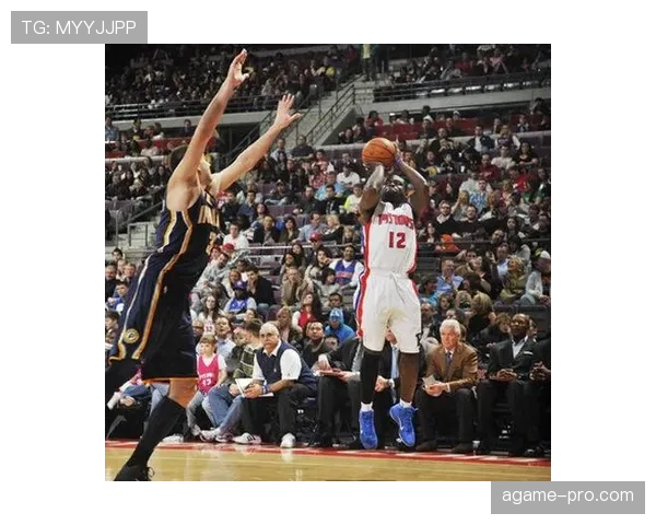 理查德·汉密尔顿投篮无球跑动效率胜过常规持球拉开空间主导得分